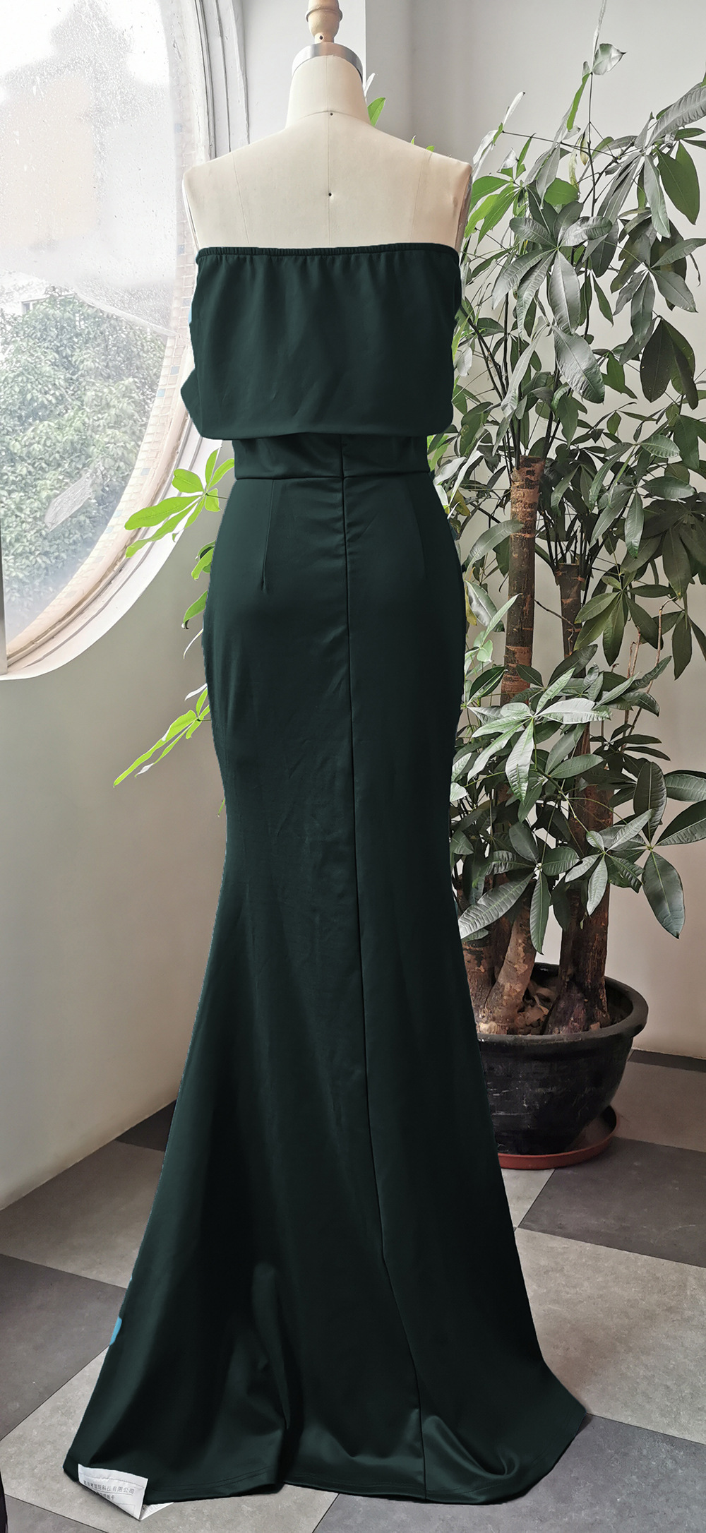 One-shoulder Long Skirt, Chest-wrapped Waist And Floor-standing Pencil Dress - Image 5