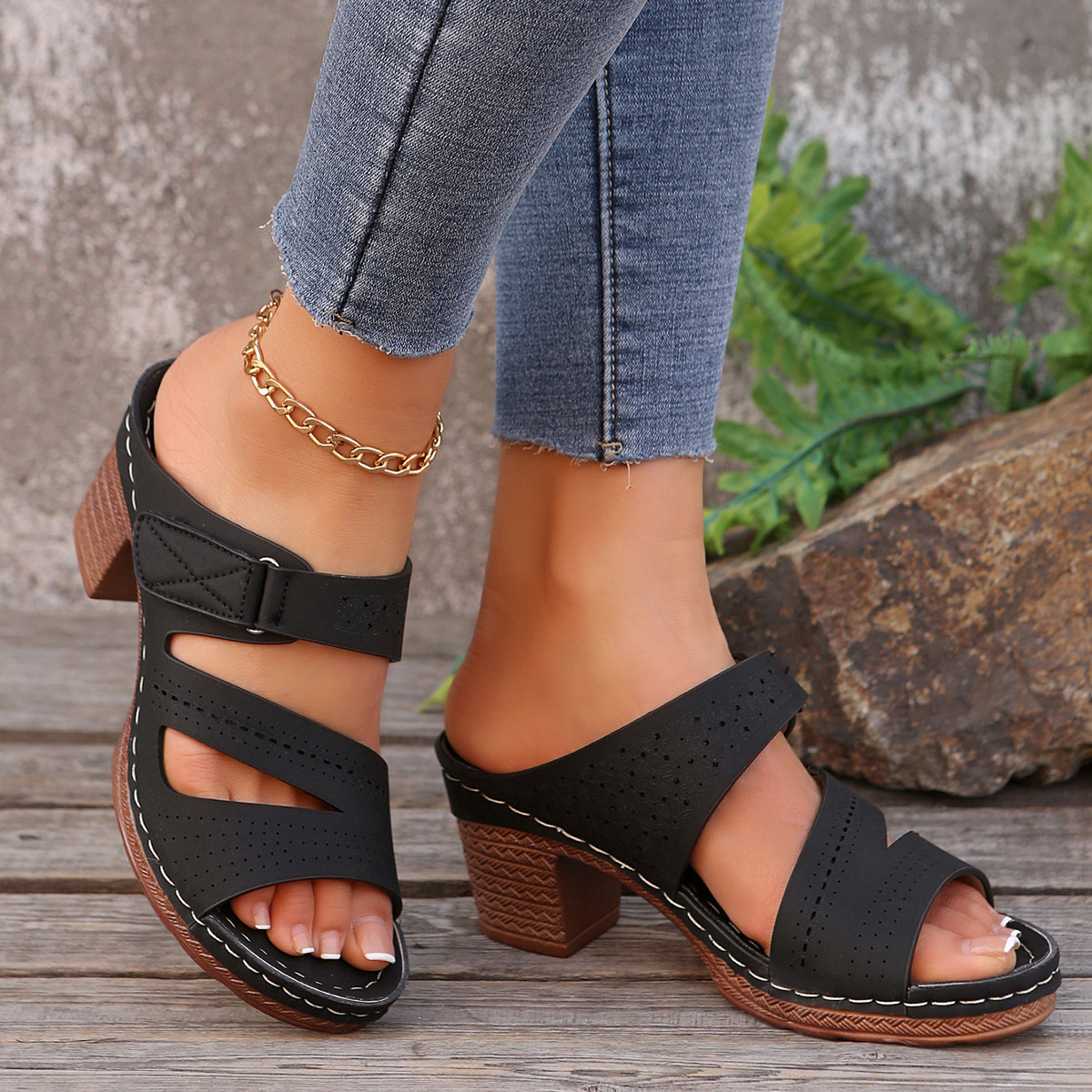 Square-heeled Peep-toe Slides Shoes Summer Casual Chunky Heel Sandals Solid Color Slippers - Image 5